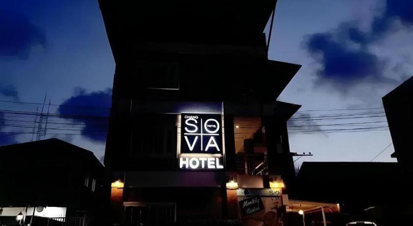 Changsova Hotel Rayong Exterior photo