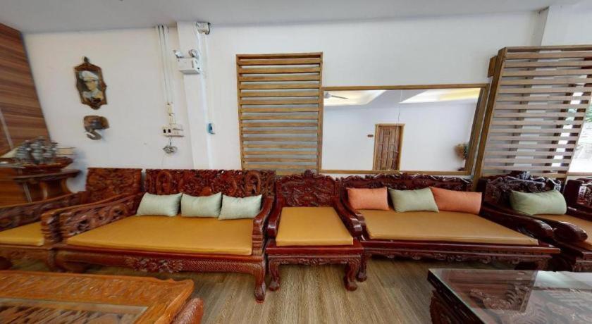 Changsova Hotel Rayong Exterior photo
