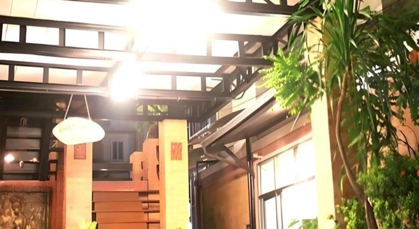 Changsova Hotel Rayong Exterior photo